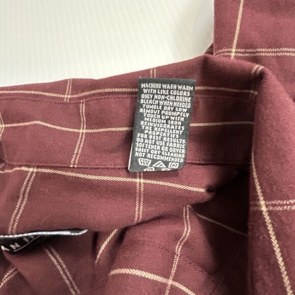 Van Heusen Mens Large Burgandy Plaid Button Up Shirt Long Sleeve 16 - 16.5 - Picture 6 of 7